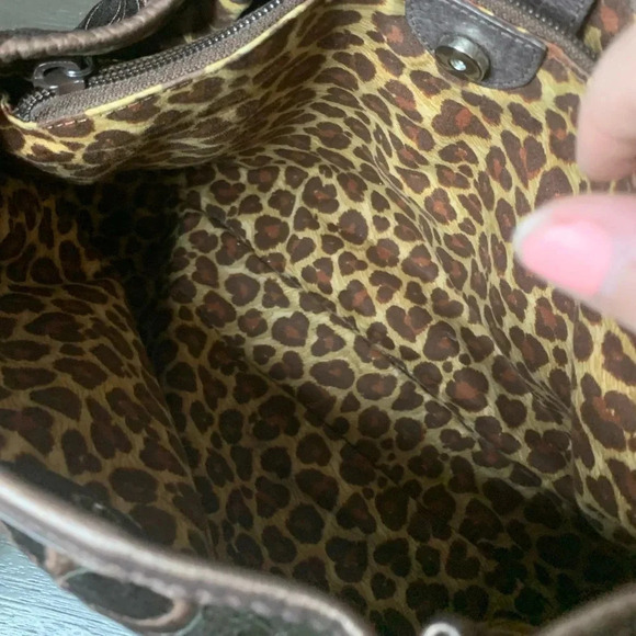 Brighton Retired Valencia Floral Embroidered
Metallic Brown Leather Bag - Picture 7 of 12